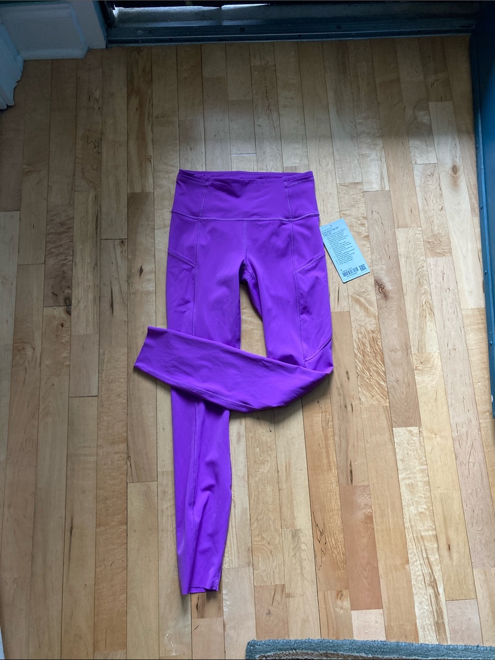 NWT Lululemon fast and free tight size 4